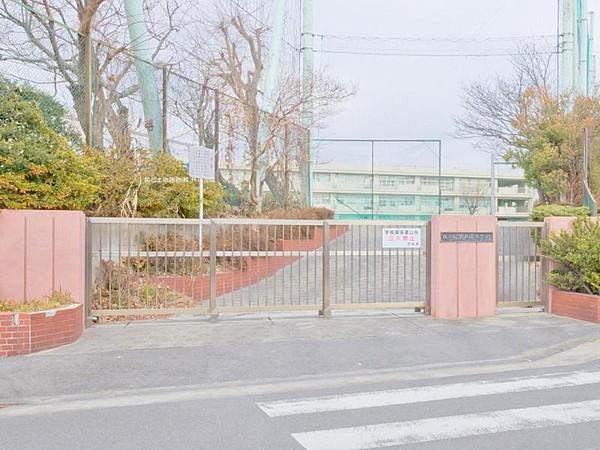 【周辺】横浜市立南戸塚中学校まで約350m