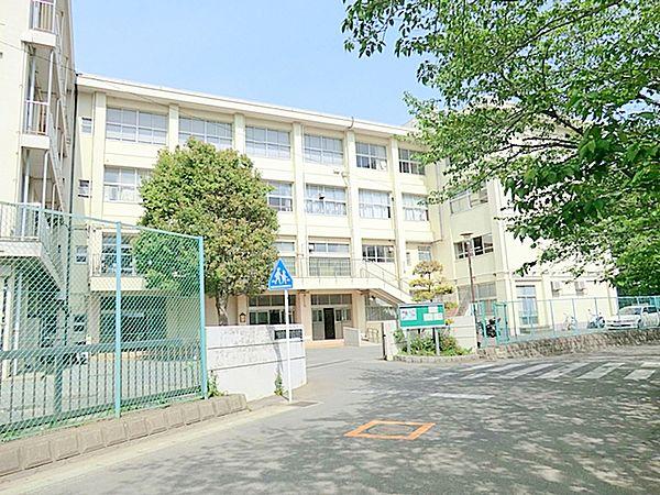 【周辺】鎌倉市立玉縄中学校まで約1750m
