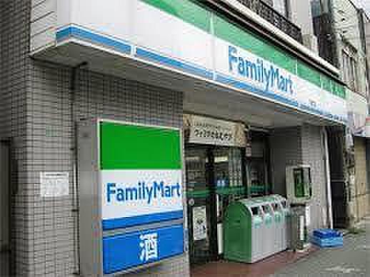 【周辺】ファミリーマート名古屋西高校前店 徒歩 約6分（約460m）