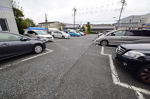 【駐車場】駐車場