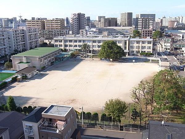 【周辺】小学校「市立東吉塚小学校まで360ｍ」