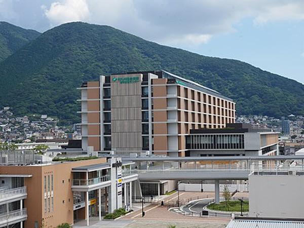 【周辺】北九州総合病院（611m）