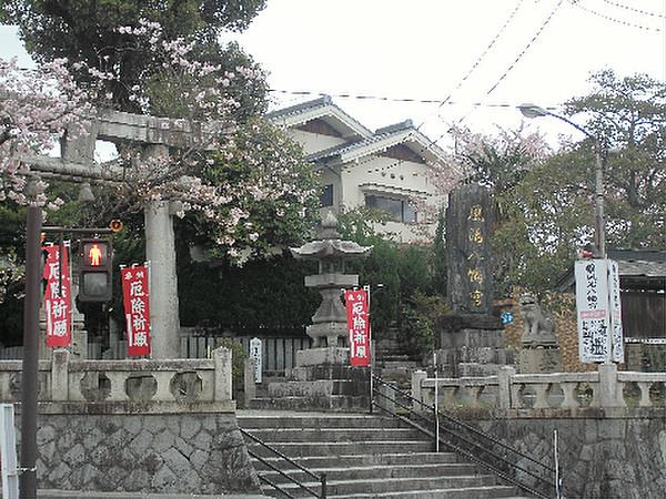 【周辺】風治八幡宮（375m）