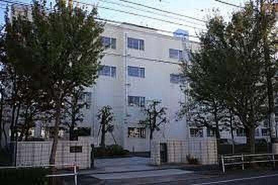 【周辺】名古屋市立千鳥丘中学校 徒歩4分。 530m