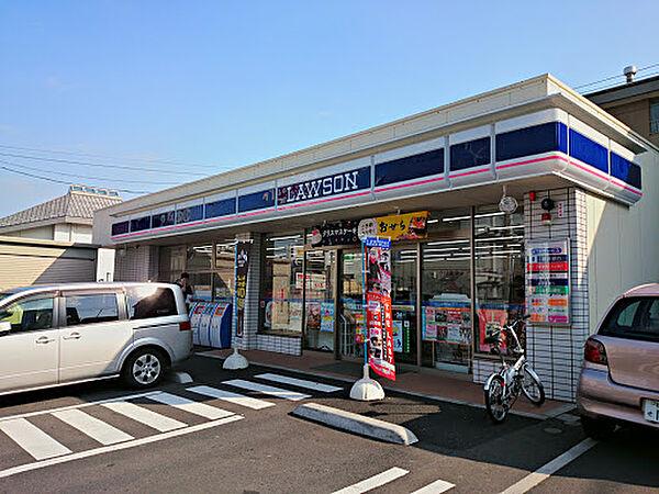 【周辺】ローソン鎌倉大船二丁目店240m