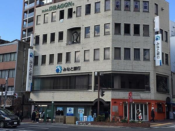 【周辺】みなと銀行 北野坂支店　約900m　徒歩12分