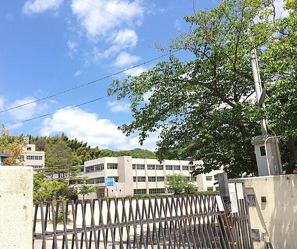 【周辺】島本町立第二小学校　約1200ｍ　徒歩15分