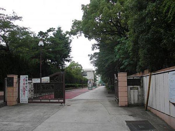 【周辺】矢田中学校まで1454ｍ徒歩約19分