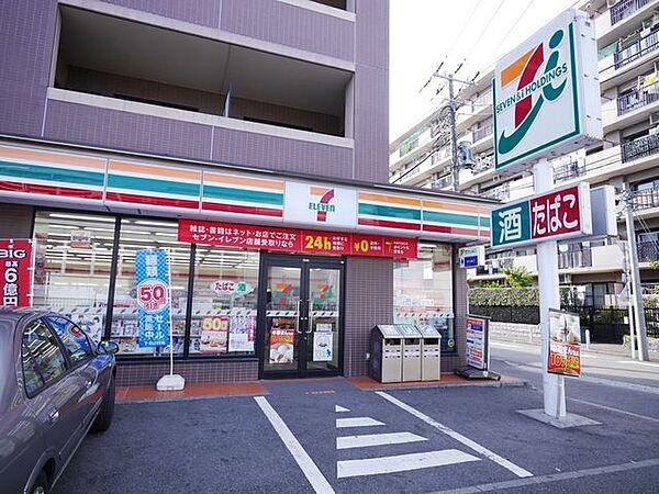 【周辺】セブンイレブン北新横浜駅前店 687m