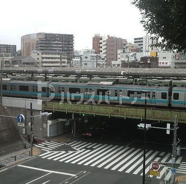 【周辺】西日暮里駅(東京メトロ 千代田線) 徒歩6分。 420m