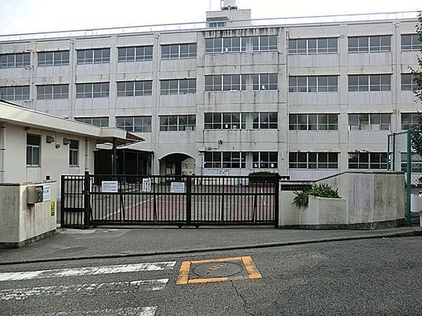 【周辺】横浜市立南希望が丘中学校　1370ｍ
