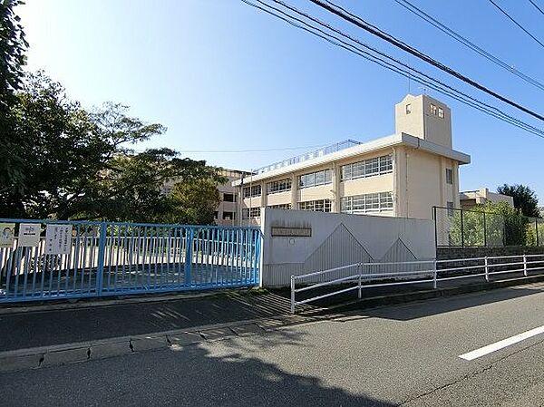【周辺】福岡市立飯倉中央小学校 徒歩6分。 470m