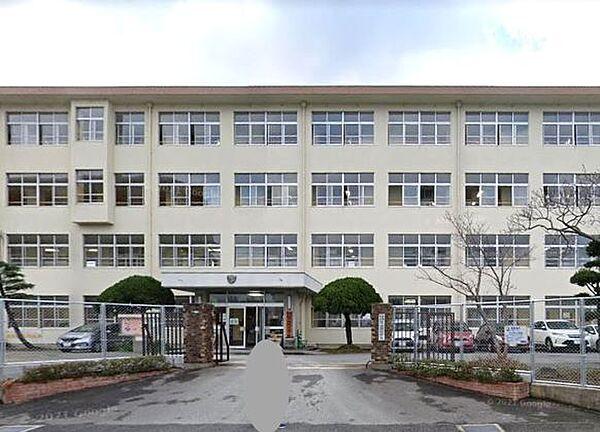【周辺】福岡市立下山門小学校。428ｍ。徒歩5分。