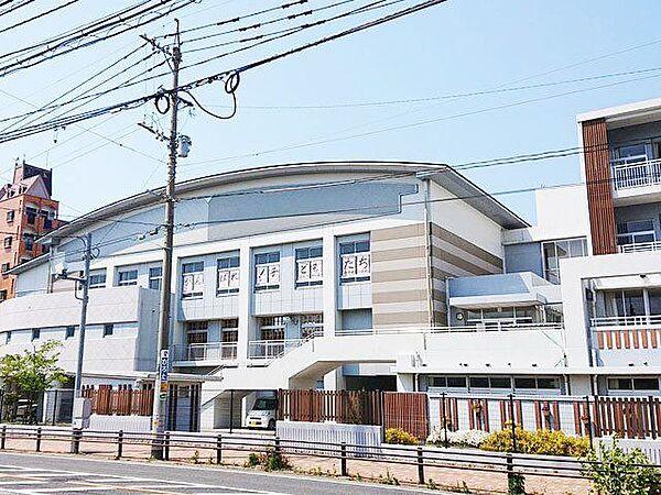 【周辺】黒崎中央小学校 1074m