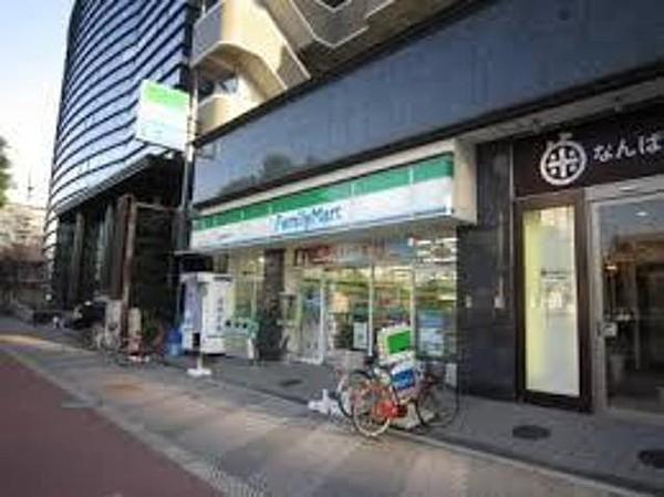 【周辺】ファミリーマート北加賀屋店 697m