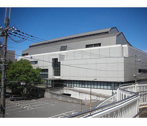 【周辺】図書館「和歌山市民図書館まで2008m」