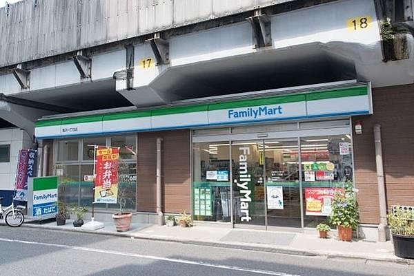 【周辺】ファミリーマート亀沢一丁目店