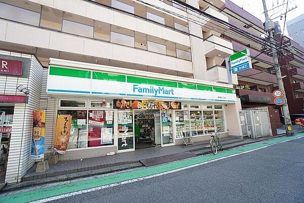 【周辺】ファミリーマート福岡薬院二丁目店まで徒歩約3分（約230ｍ）