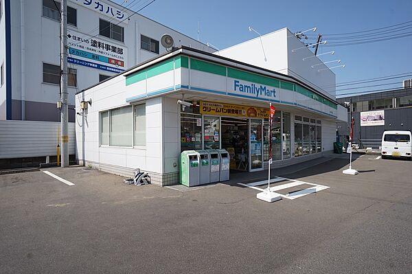 【周辺】ファミリーマート 松山中央市場前店