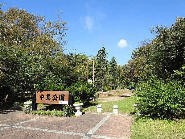 【周辺】公園「中島公園まで373m」