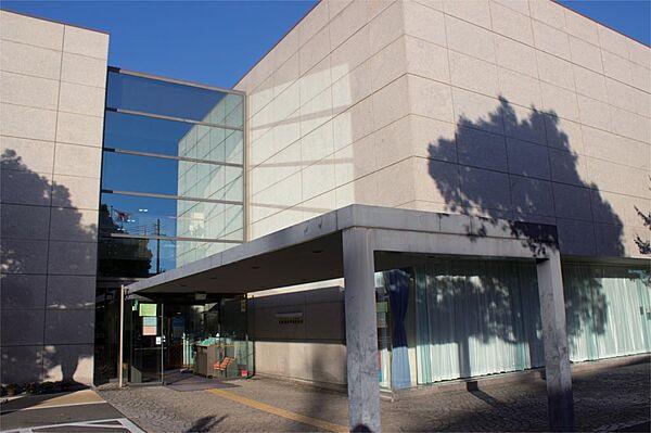 【周辺】浜松市立中央図書館（129m）