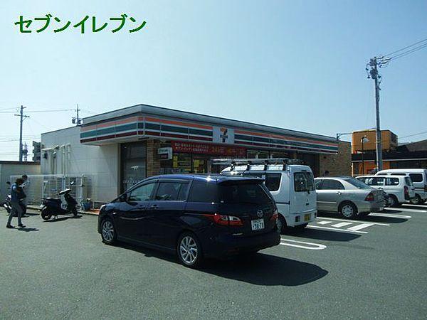 【周辺】セブンイレブン 浜松自動車街店（219m）