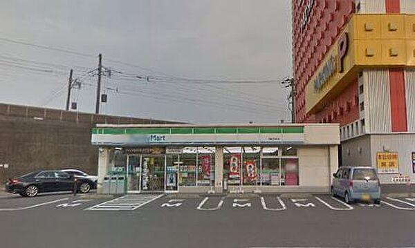 【周辺】ファミリーマート 戸畑ZONE店（252m）