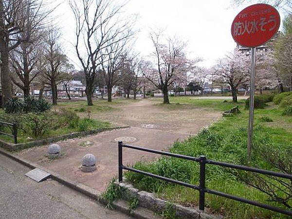 【周辺】【公園】本町公園まで494ｍ