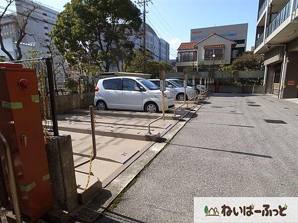 【駐車場】ゆとりある駐車スペース☆