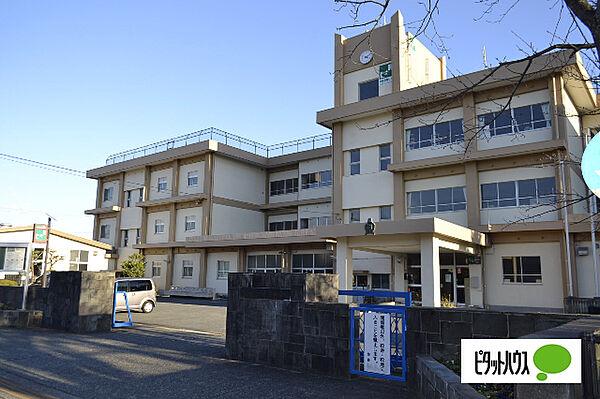 【周辺】小学校「富士市立富士南小学校まで1414m」