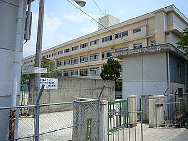 【周辺】広島市立祇園中学校 1404m 