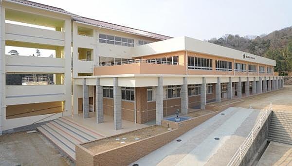 【周辺】東広島市立八本松小学校228m