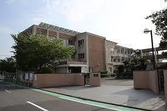 【周辺】名古屋市立長良中学校 2300m