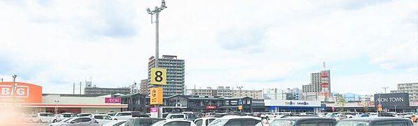 【周辺】ショッピングセンター 540m