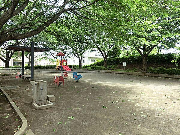 【周辺】二俣川二丁目第二公園 200ｍ