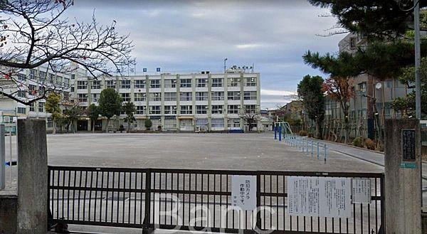 【周辺】江戸川区立篠崎第四小学校 徒歩6分。 450m
