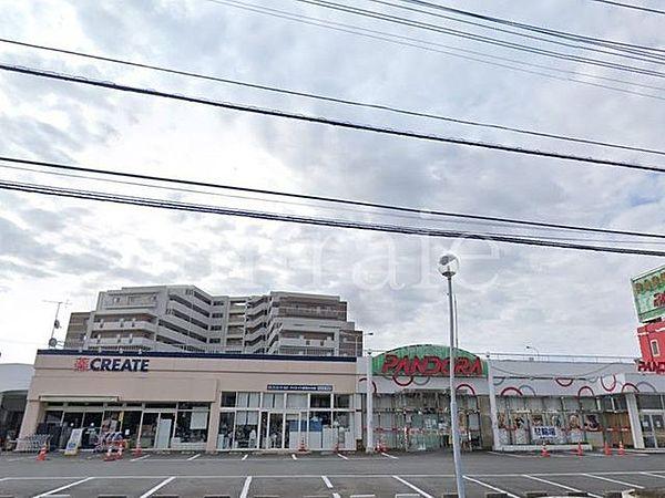 【周辺】クリエイトエス・ディー町田小川店 徒歩9分。 720m
