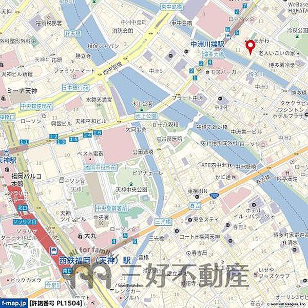 【地図】商店街沿いの立地。地下鉄の駅はもちろん、天神・博多までも徒歩圏内という立地です。