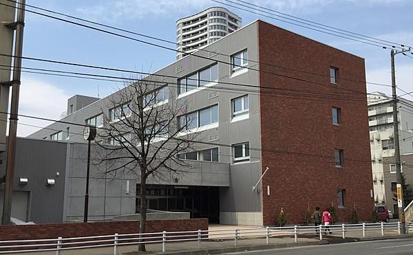 【周辺】札幌市立円山小学校 徒歩 約3分（約190m）