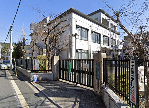 【周辺】京都市立錦林小学校まで徒歩約8分。