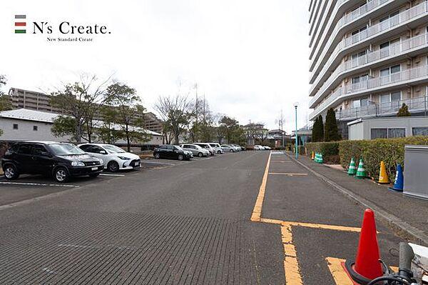 【駐車場】【駐車場】来客用駐車スペースも充実！