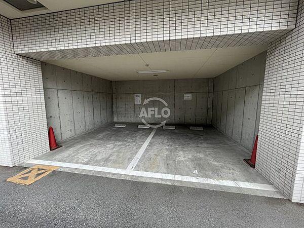 【駐車場】レオンコンフォート新梅田II　駐車場