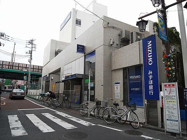 【周辺】みずほ銀行中井支店 414m
