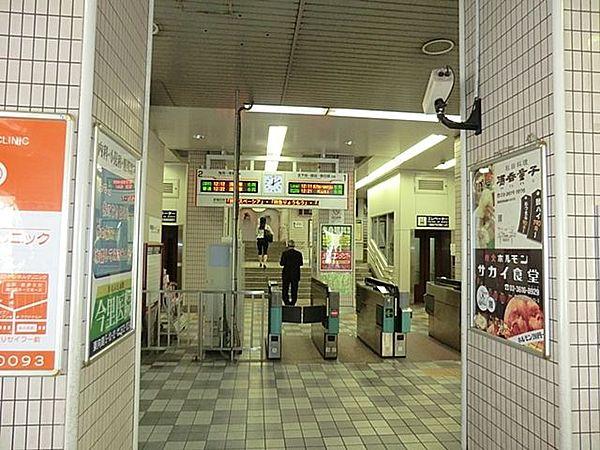 【周辺】東武鉄道東向島駅 徒歩5分。 400m