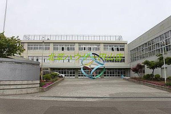 【周辺】札幌市立手稲東中学校 860m