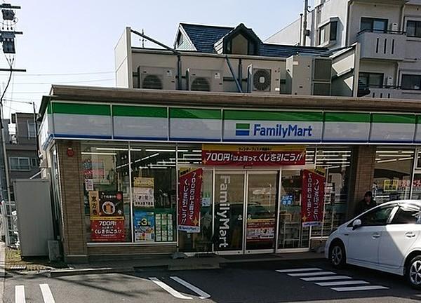 【周辺】ファミリーマート上飯田北町店 徒歩 約5分（約350m）