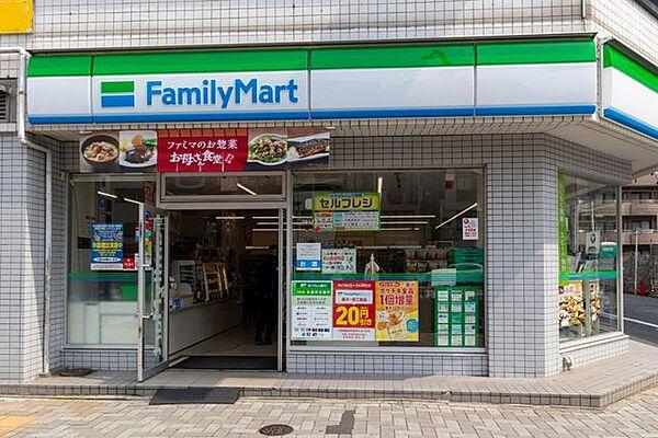 【周辺】ファミリーマート 東山公園駅前店 700m