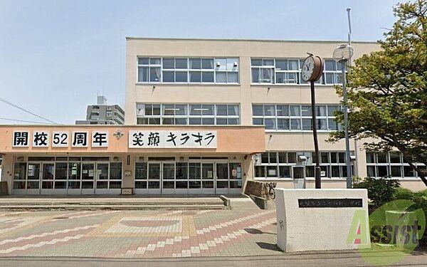 【周辺】札幌市立二十四軒小学校 267m