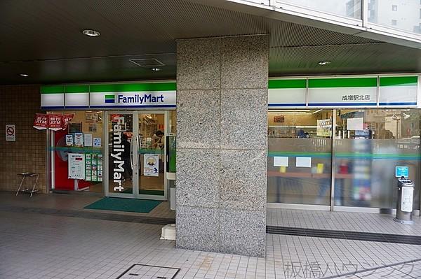 【周辺】ファミリーマート　成増駅北店