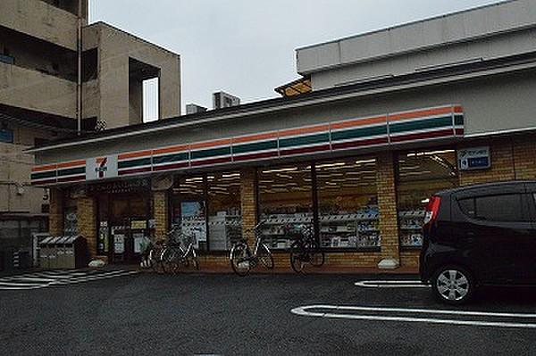 【周辺】セブンイレブン 平塚豊原店（513m）